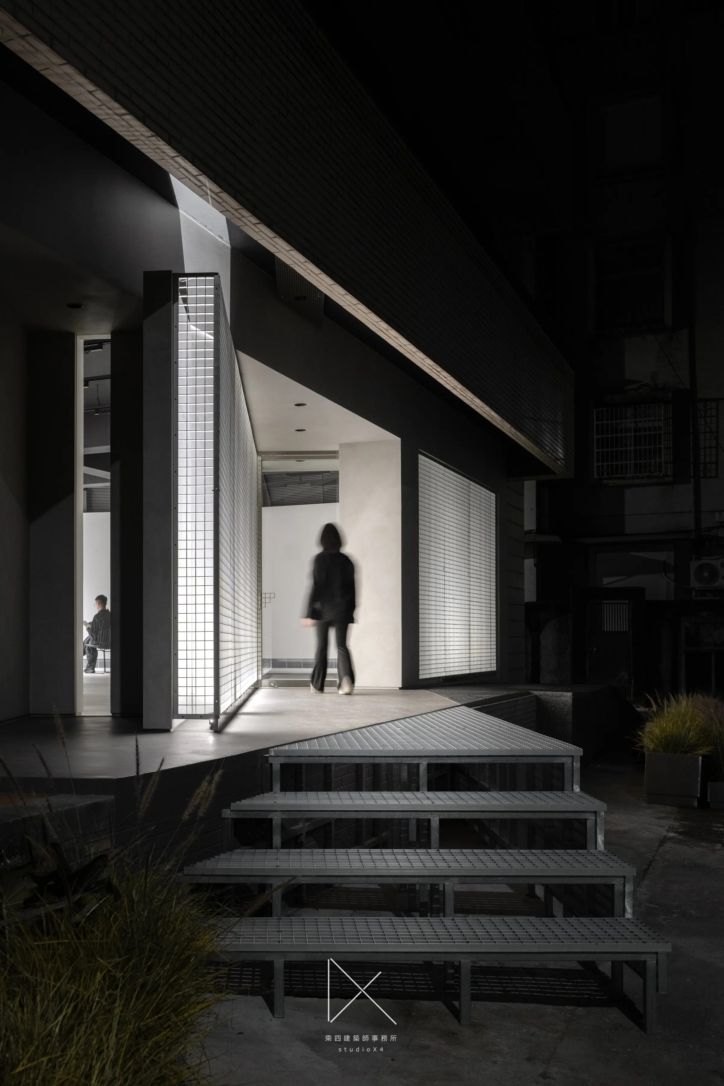 AXIS Gallery — 玄關