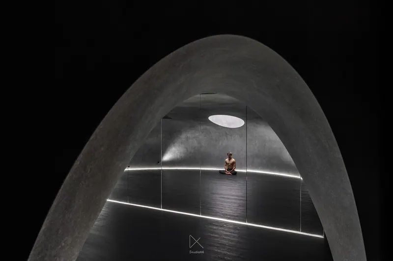 Self Revealing — Experimental Series 實驗系列 · Commercial & Public 商業與公共空間 · 台北