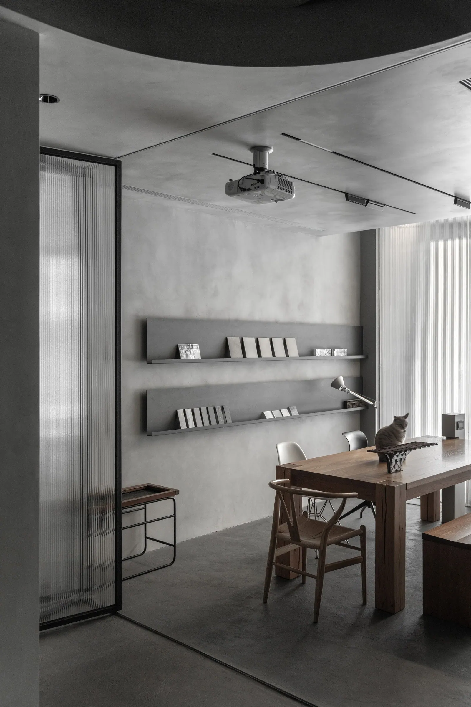 X4 Office — 辦公空間